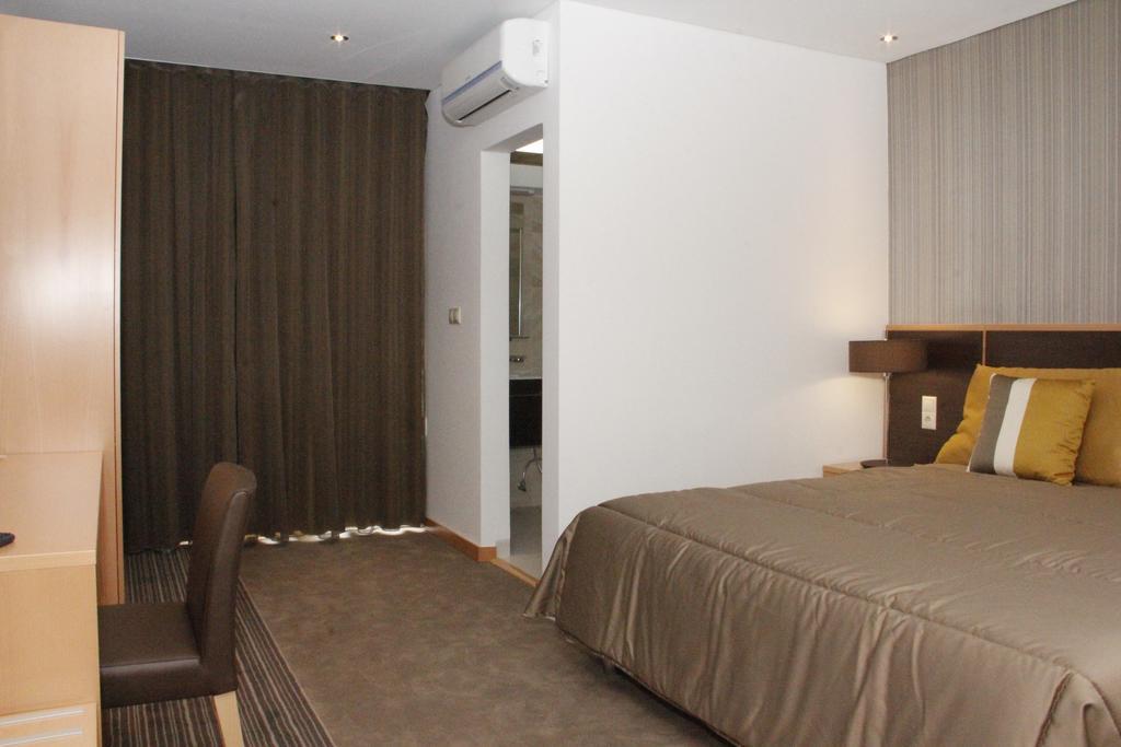 Ritz Capital Hotel Luanda Room photo